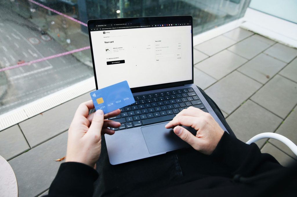 Why Some Dispensary Websites Succeed (and Others Don’t)